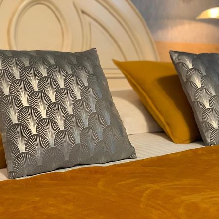Le Moulin Du Boisset Bed & Breakfast Saint-Denis-les-Martel Bagian luar foto