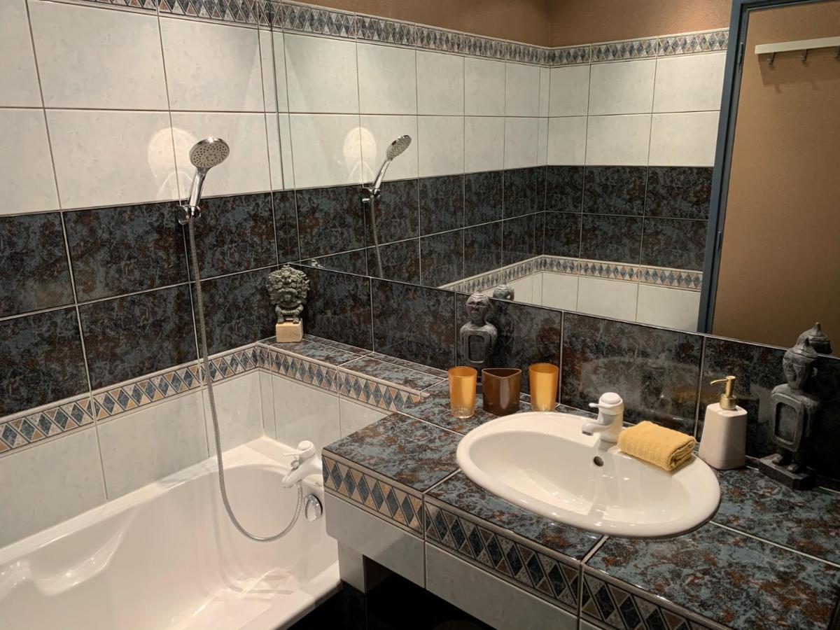 Le Moulin Du Boisset Bed & Breakfast Saint-Denis-les-Martel Bagian luar foto